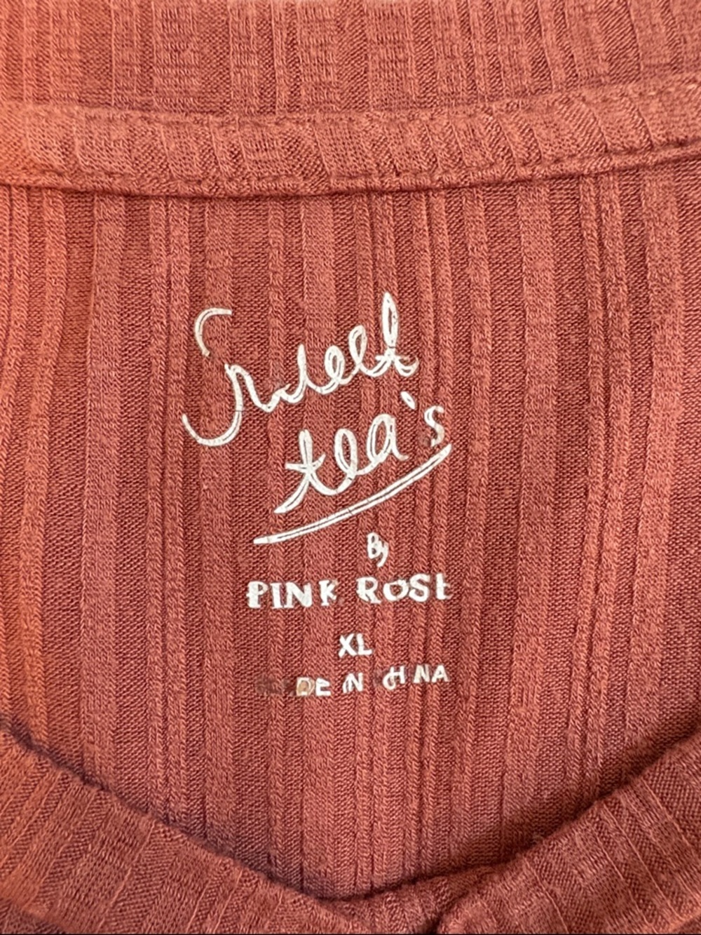 Junior Pink Rust Knot-Front Ribbed Tee - Picture 2 of 6
